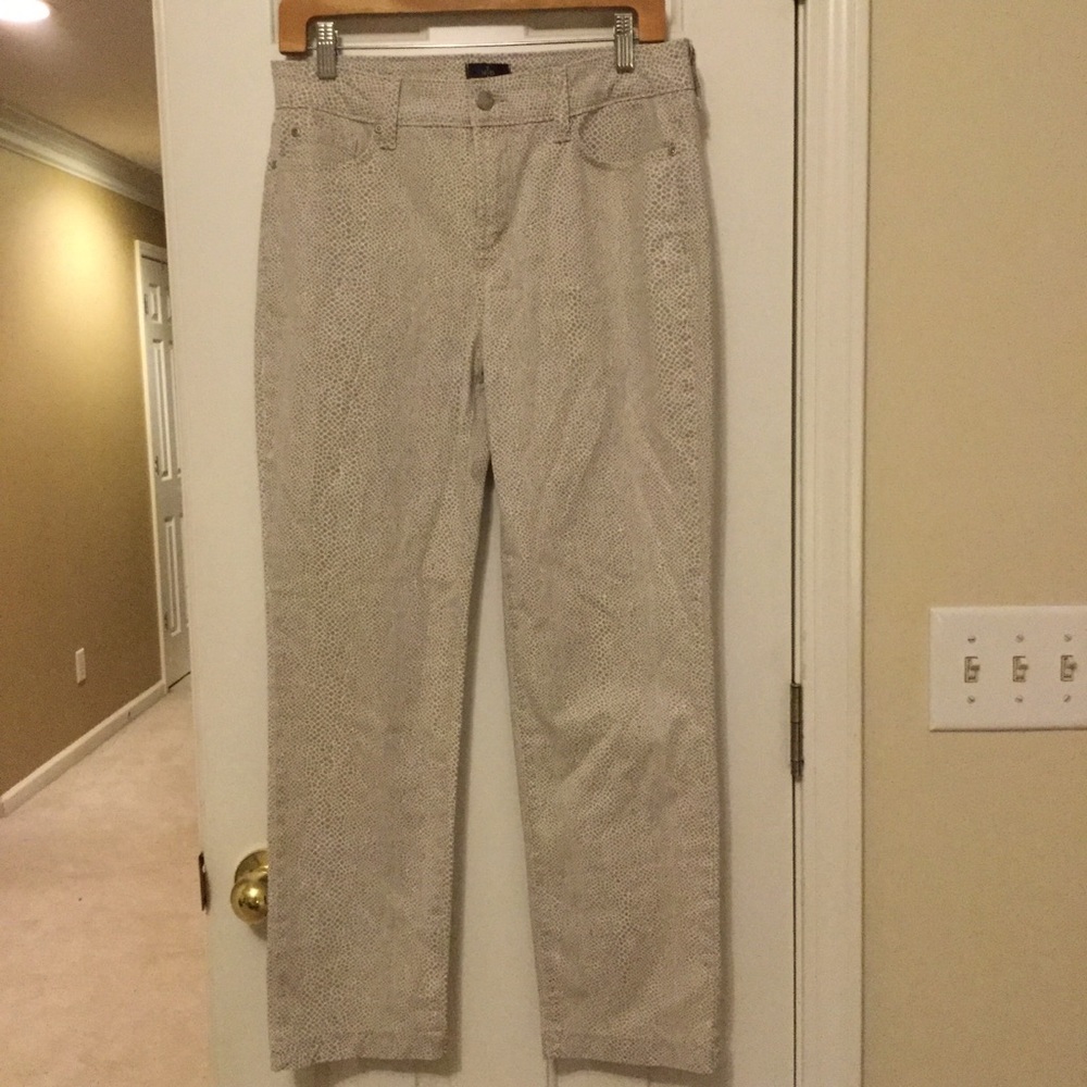 Nydj animal print jeans size 6